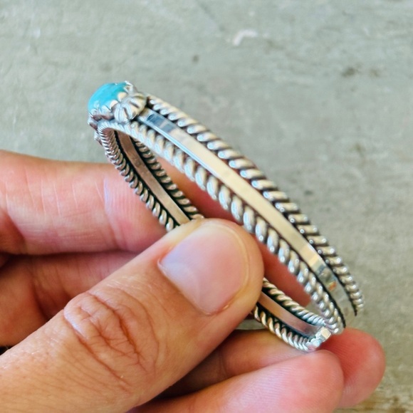 SOLD ♥️ Navajo ♥️ James King Sterling Silver & Turquoise Stacker Cuff - Picture 5 of 13